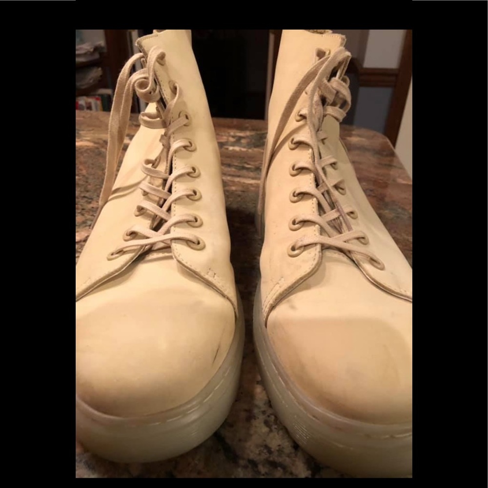 Doc Martens boots-Men’s-Size 12
